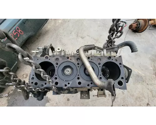 ISUZU 4HK1TC Cylinder Block