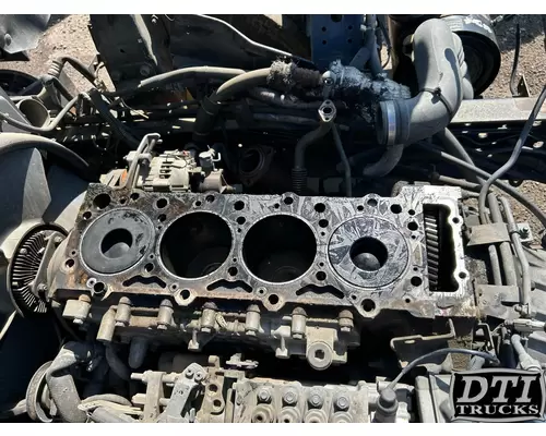 ISUZU 4HK1TC Cylinder Block