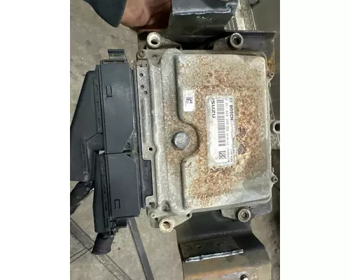 ISUZU 4HK1TC ECM