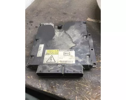 ISUZU 4HK1TC ENGINE CONTROL MODULE (ECM)