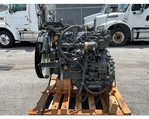 ISUZU 4HK1TC Engine Assembly