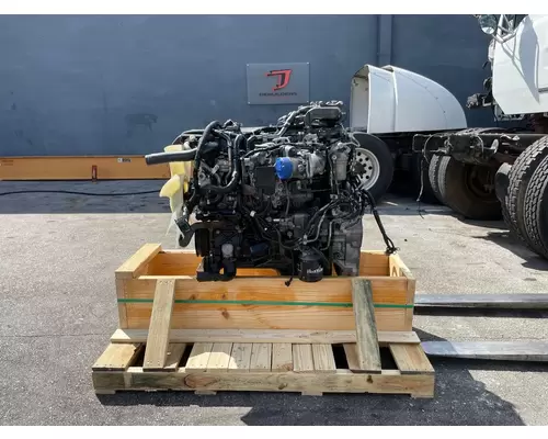 ISUZU 4HK1TC Engine Assembly