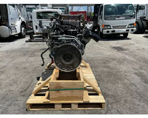 ISUZU 4HK1TC Engine Assembly