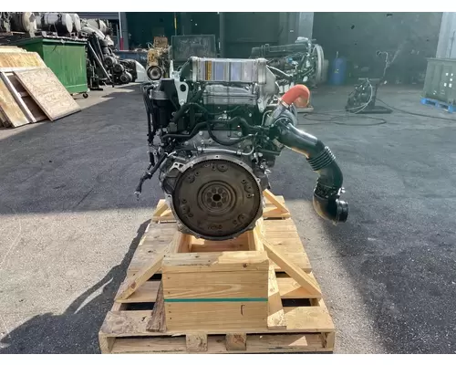 ISUZU 4HK1TC Engine Assembly