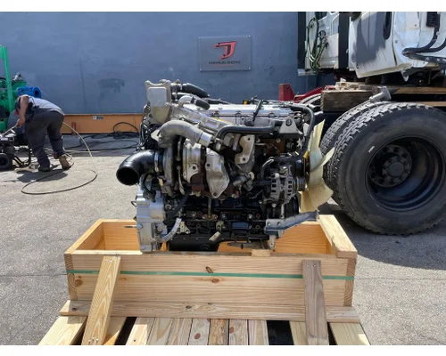 ISUZU 4HK1TC Engine Assembly