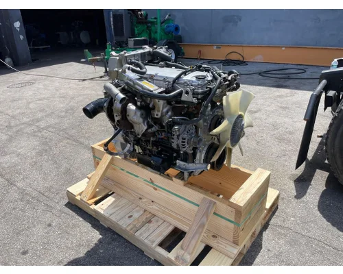 ISUZU 4HK1TC Engine Assembly