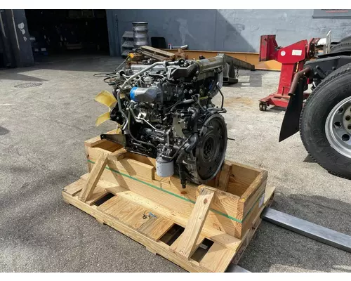 ISUZU 4HK1TC Engine Assembly