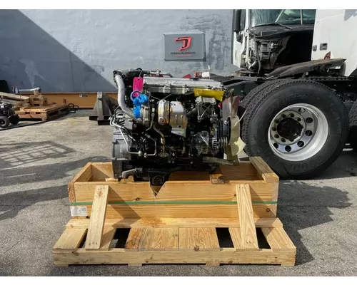 ISUZU 4HK1TC Engine Assembly