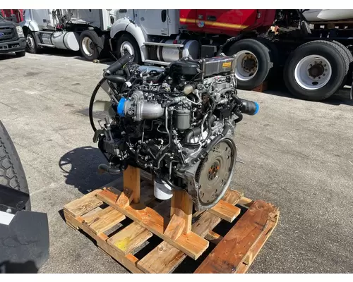 ISUZU 4HK1TC Engine Assembly