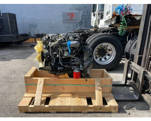 ISUZU 4HK1TC Engine Assembly