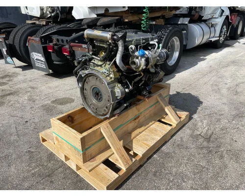 ISUZU 4HK1TC Engine Assembly