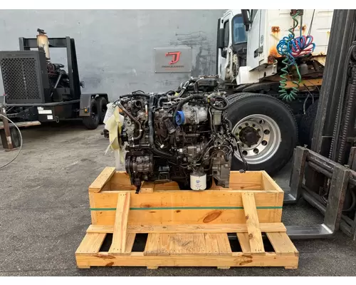 ISUZU 4HK1TC Engine Assembly