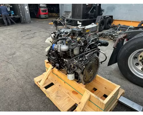 ISUZU 4HK1TC Engine Assembly