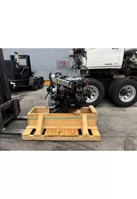 ISUZU 4HK1TC Engine Assembly