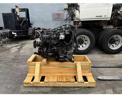 ISUZU 4HK1TC Engine Assembly