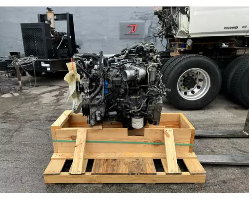 ISUZU 4HK1TC Engine Assembly