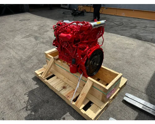 ISUZU 4HK1TC Engine Assembly