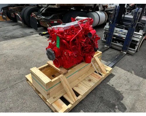 ISUZU 4HK1TC Engine Assembly