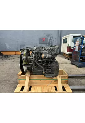 ISUZU 4HK1TC Engine Assembly