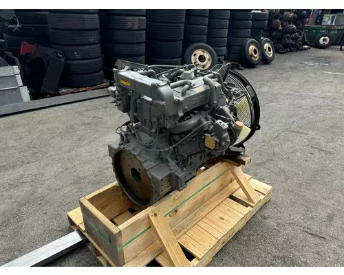 ISUZU 4HK1TC Engine Assembly