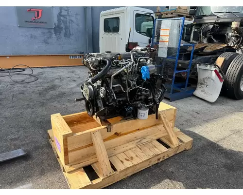 ISUZU 4HK1TC Engine Assembly