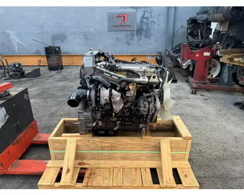 ISUZU 4HK1TC Engine Assembly