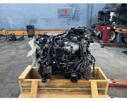 ISUZU 4HK1TC Engine Assembly