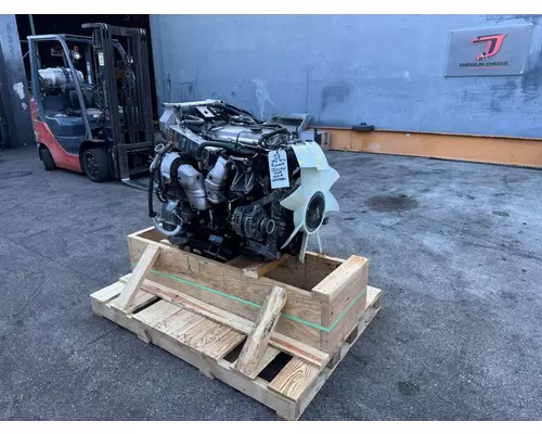 ISUZU 4HK1TC Engine Assembly