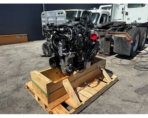 ISUZU 4HK1TC Engine Assembly