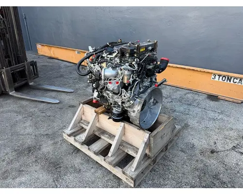 ISUZU 4HK1TC Engine Assembly