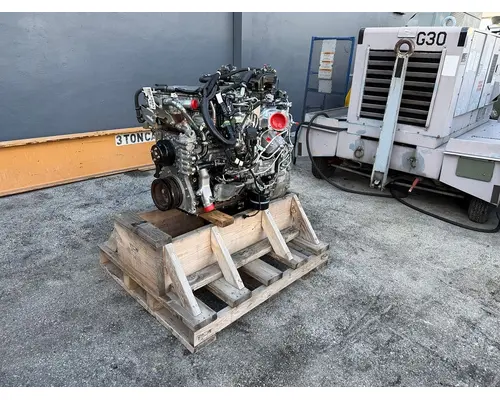 ISUZU 4HK1TC Engine Assembly