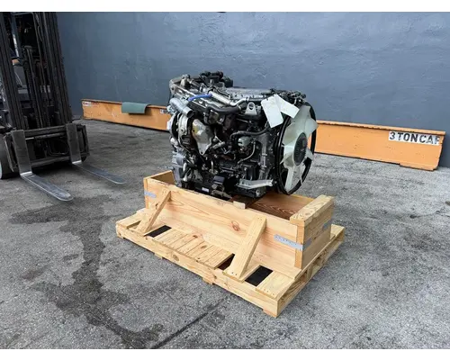 ISUZU 4HK1TC Engine Assembly