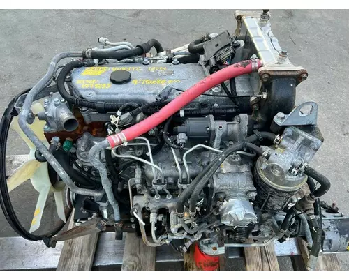 ISUZU 4HK1TC Engine Assembly