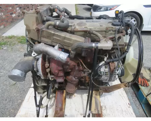 ISUZU 4HK1TC Engine Assembly