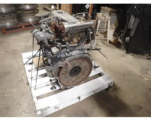 ISUZU 4HK1TC Engine Assembly
