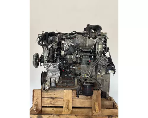 ISUZU 4HK1TC Engine Assembly