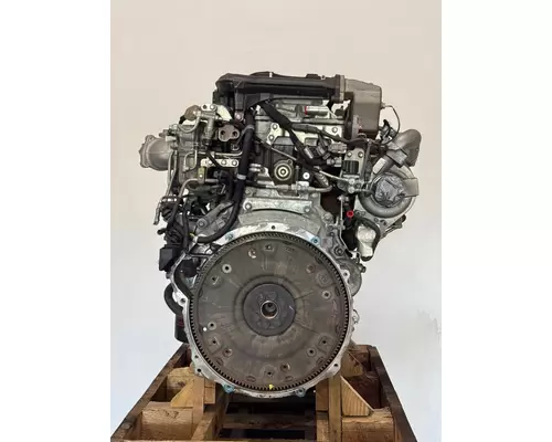 ISUZU 4HK1TC Engine Assembly