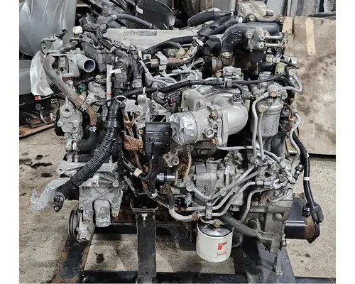 ISUZU 4HK1TC Engine Assembly