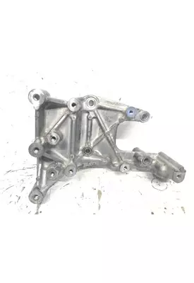 ISUZU 4HK1TC Engine Bracket