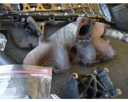 ISUZU 4HK1TC Exhaust Manifold