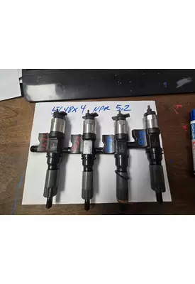 ISUZU 4HK1TC Fuel Injector