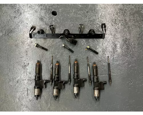 ISUZU 4HK1TC Fuel Injector