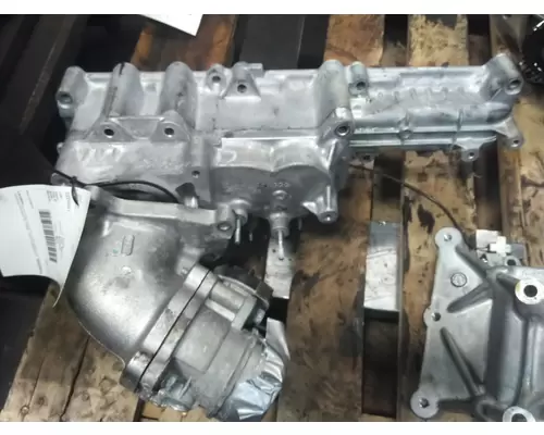 ISUZU 4HK1TC INTAKE MANIFOLD