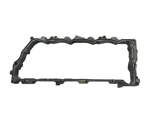 ISUZU 4HK1TC Valve Cover