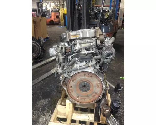 ISUZU 4HK1T Engine Assembly