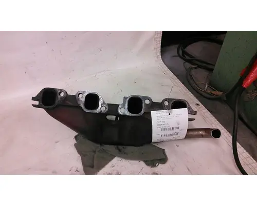 ISUZU 4HK1 Exhaust Manifold