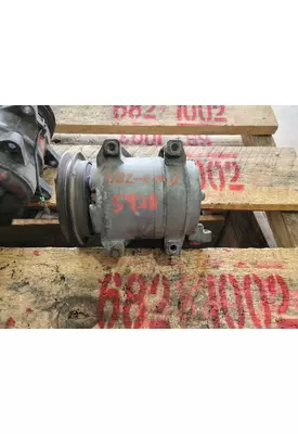 ISUZU 5.2 Air Conditioner Compressor