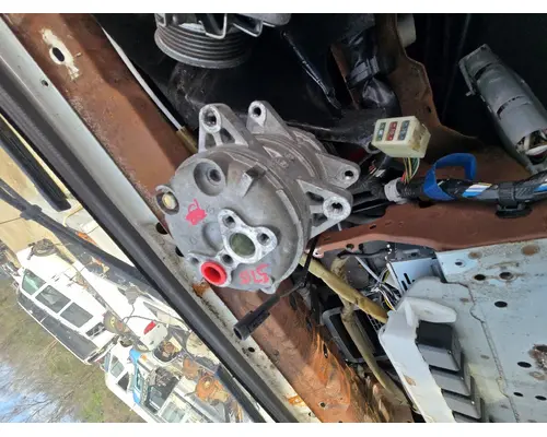 ISUZU 5.7 GAS Air Conditioner Compressor
