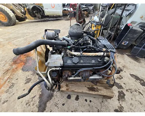 ISUZU 5.7 GAS Engine Assembly