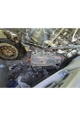 ISUZU 5.7 GAS Engine Assembly